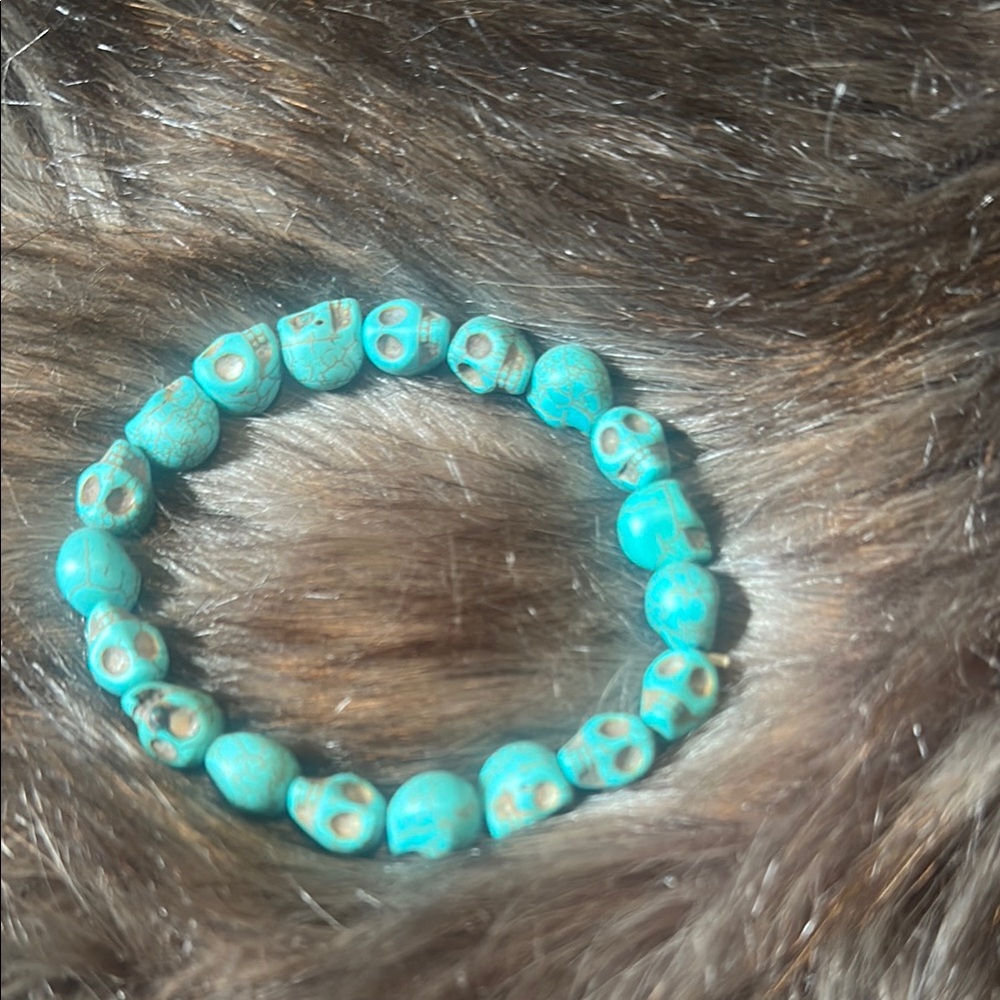 Turquoise Skull Beaded Bracelet